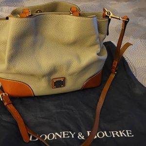 Dooney & Bourke